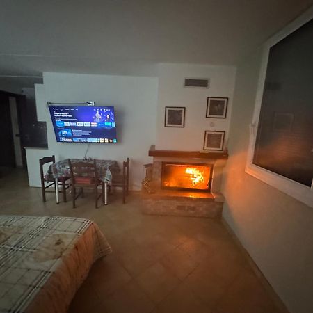 Private Room With Independent Entrance آركوريه المظهر الخارجي الصورة